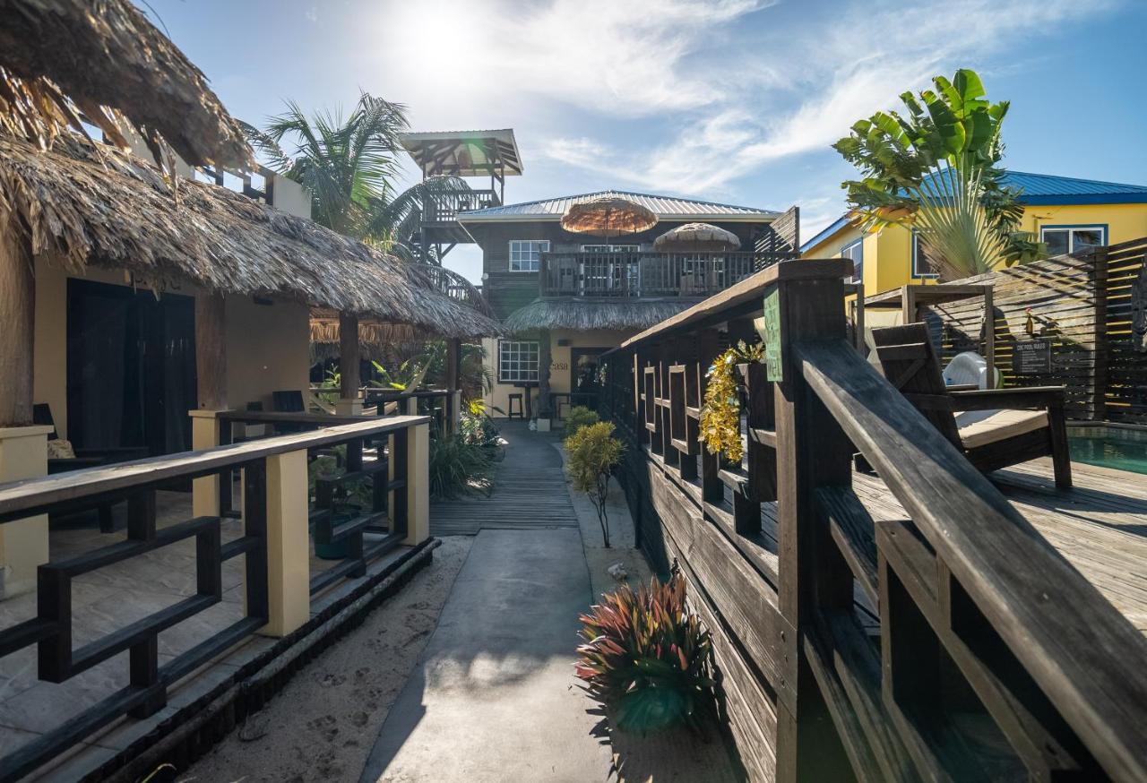 Caribbean Beach Cabanas - A Pur Hotel Placencia Exterior photo