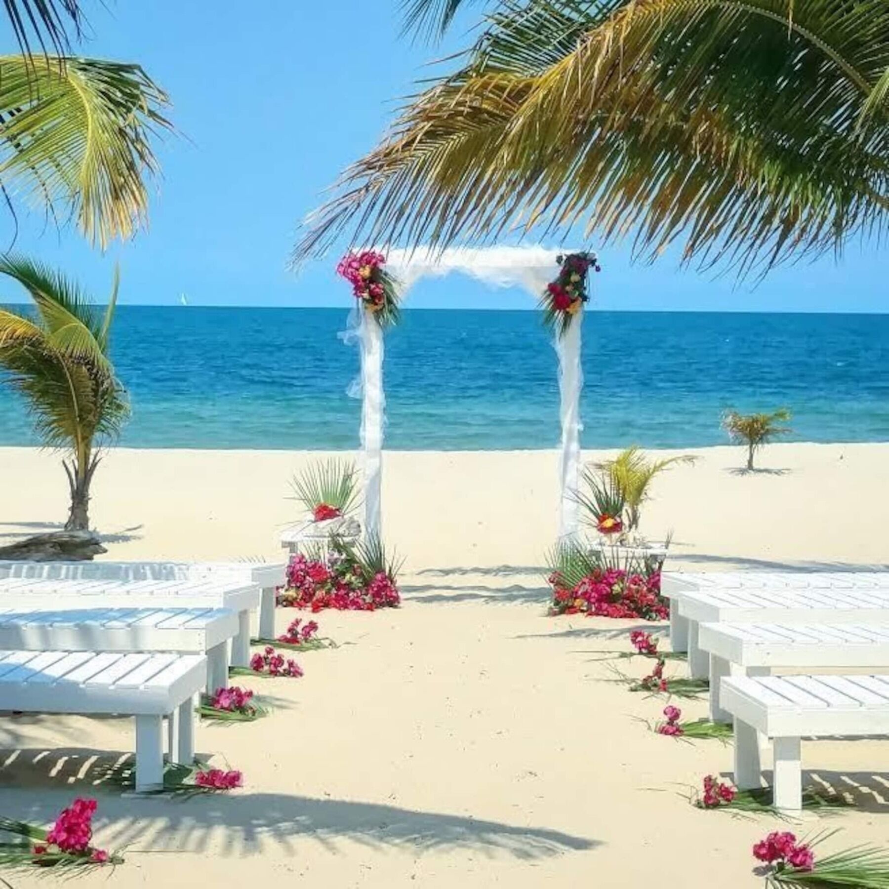 Caribbean Beach Cabanas - A Pur Hotel Placencia Exterior photo